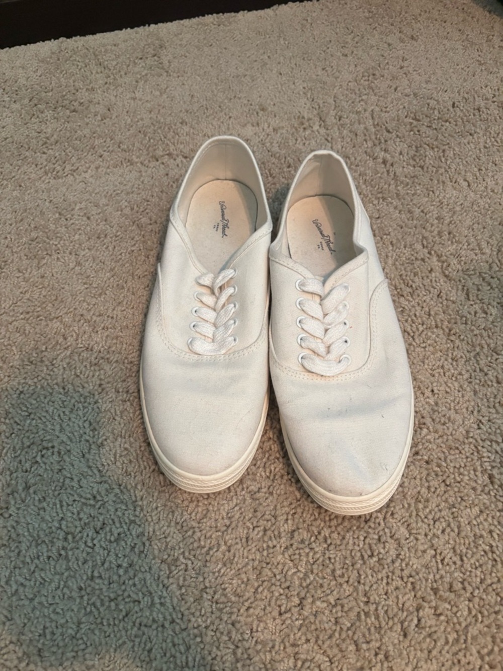 Women's White Canvas Low-Top Lace-Up Sneakers